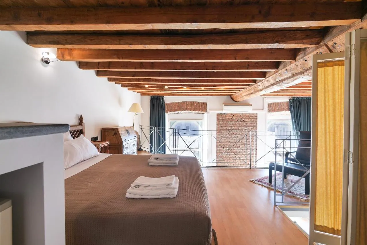 Duomo Cathedral View - Luxury Apartment Milano
