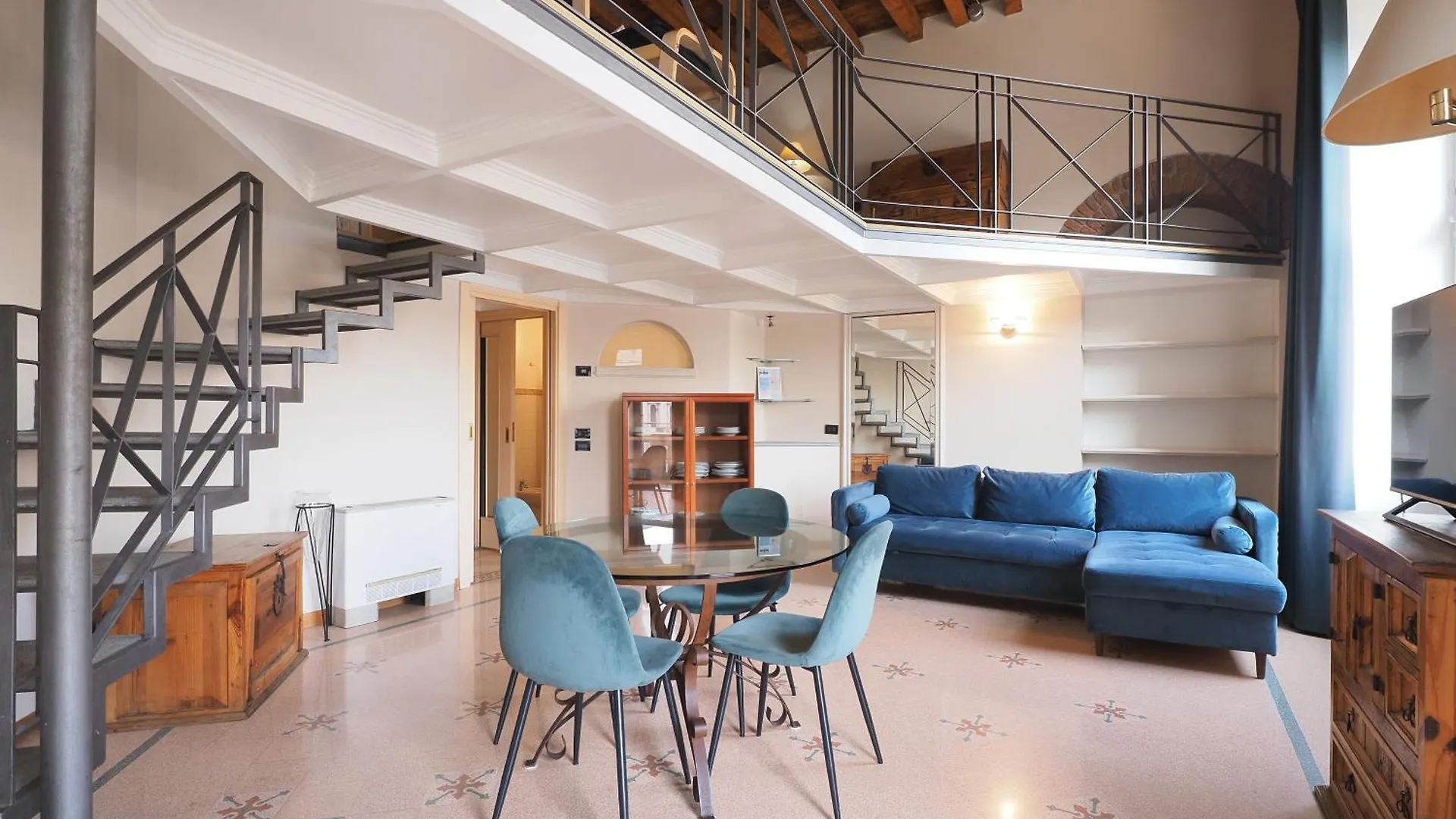 Duomo Cathedral View - Luxury Apartment Milano